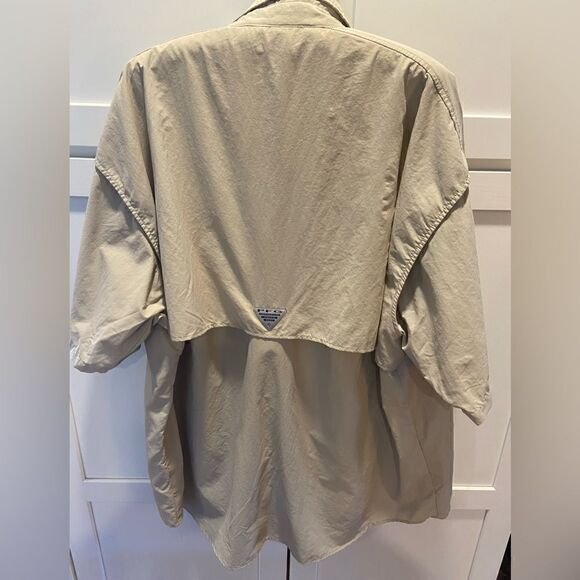 Columbia Mens Button Down Shirt 2XL PFG Fishing Vented Caped Nylon Short Sleeve - Picture 9 of 11